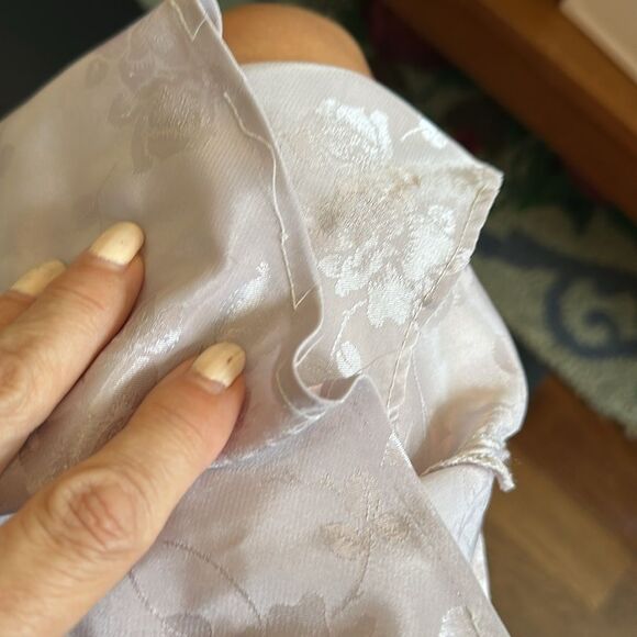 Vintage 80s light silver (or lavender) satin polyester floral print blouse - Picture 7 of 7